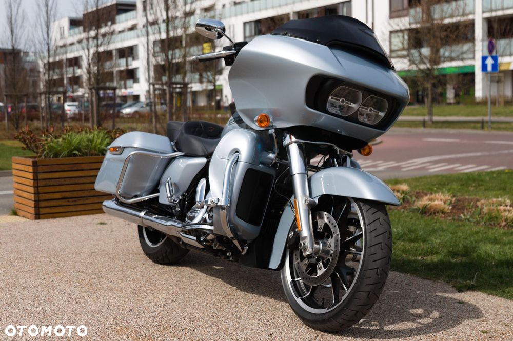 Harley-Davidson Touring Road Glide - 9