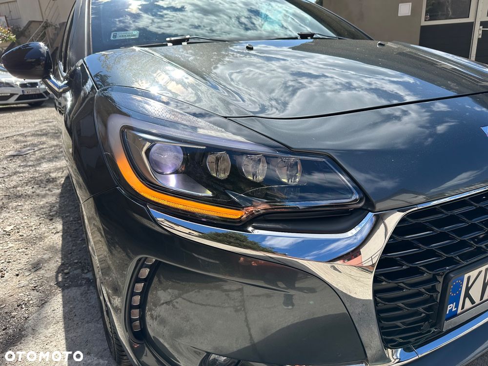 DS Automobiles DS 3 ver-1-2-puretech-sochic-s-s - 5