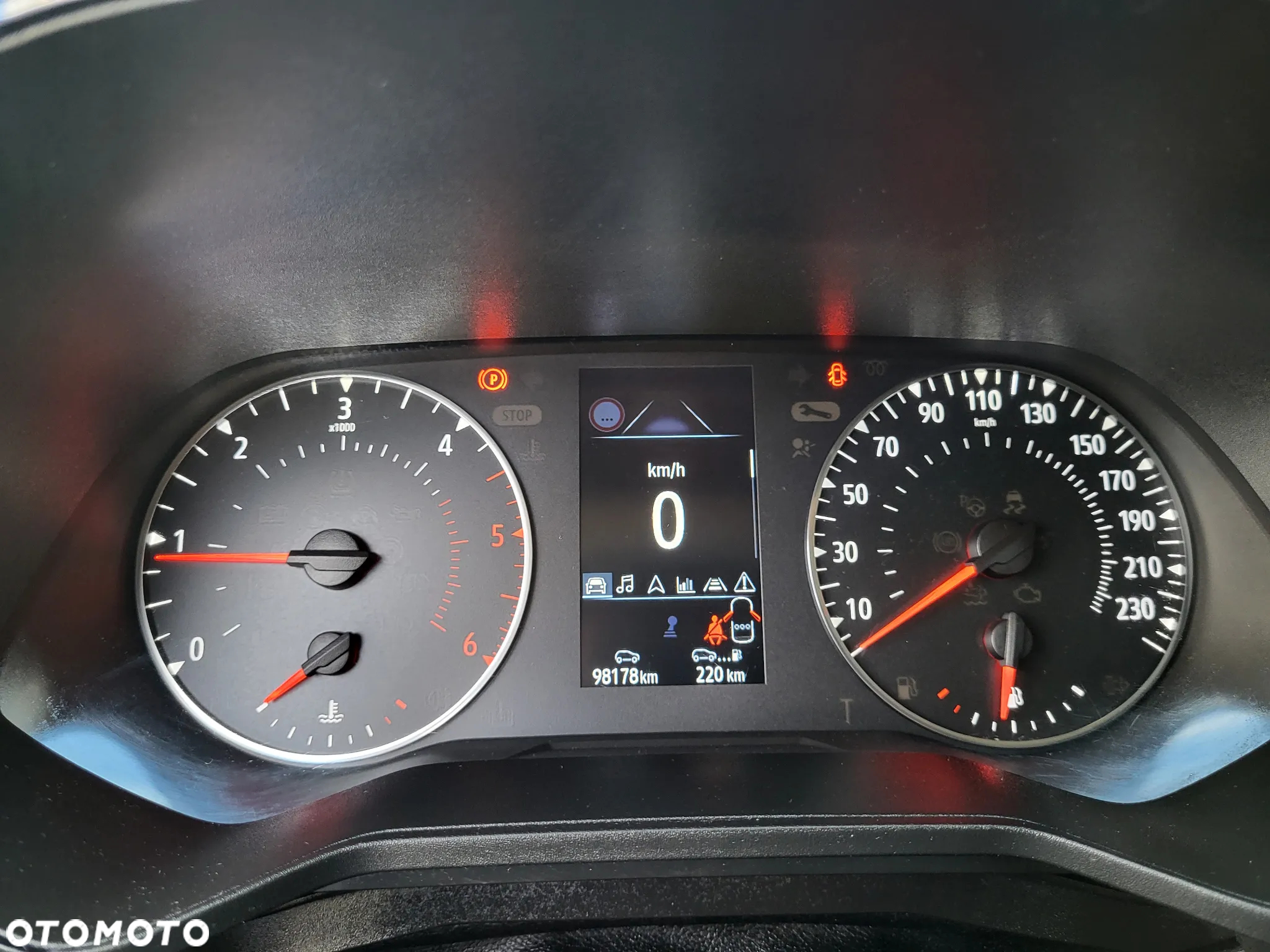 Renault Clio BLUE dCi 100 INTENS - 17