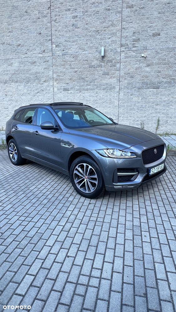 Jaguar F-Pace 2.0 i4D RWD R-Sport - 11