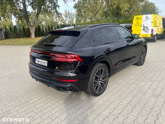 Audi Q8 - 6