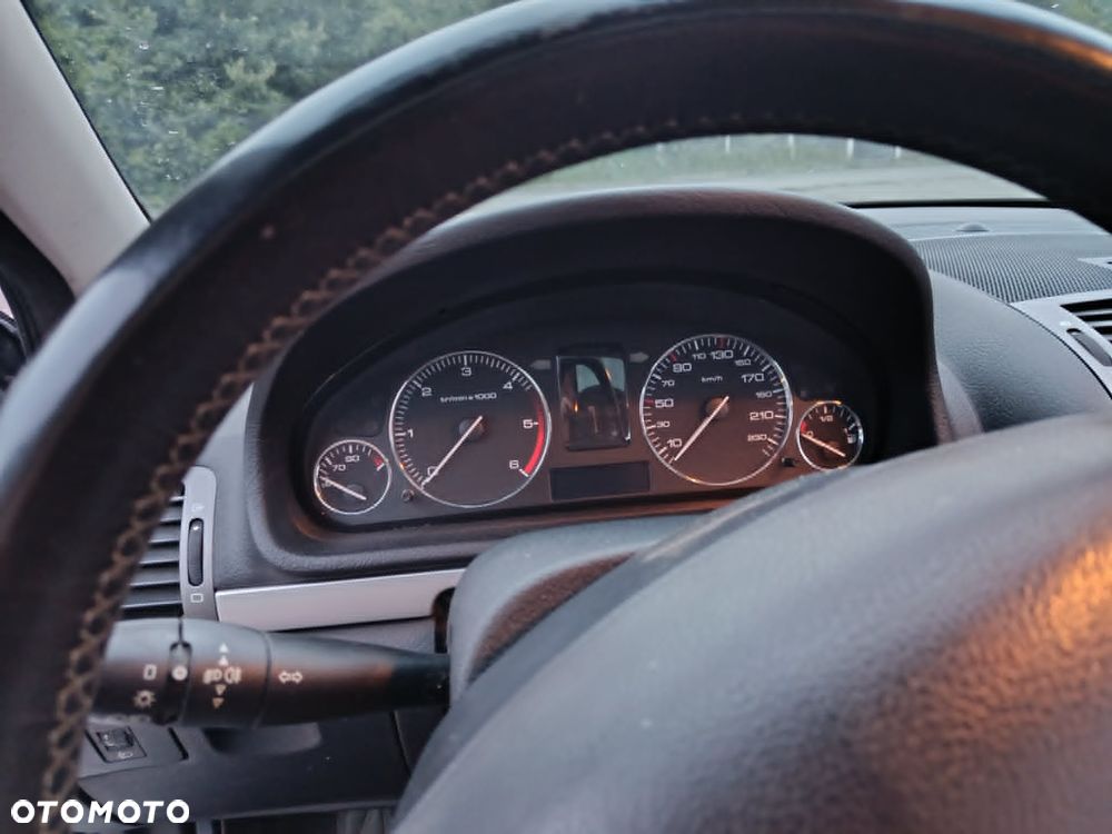 Peugeot 407 HDi 110 Tendance - 12