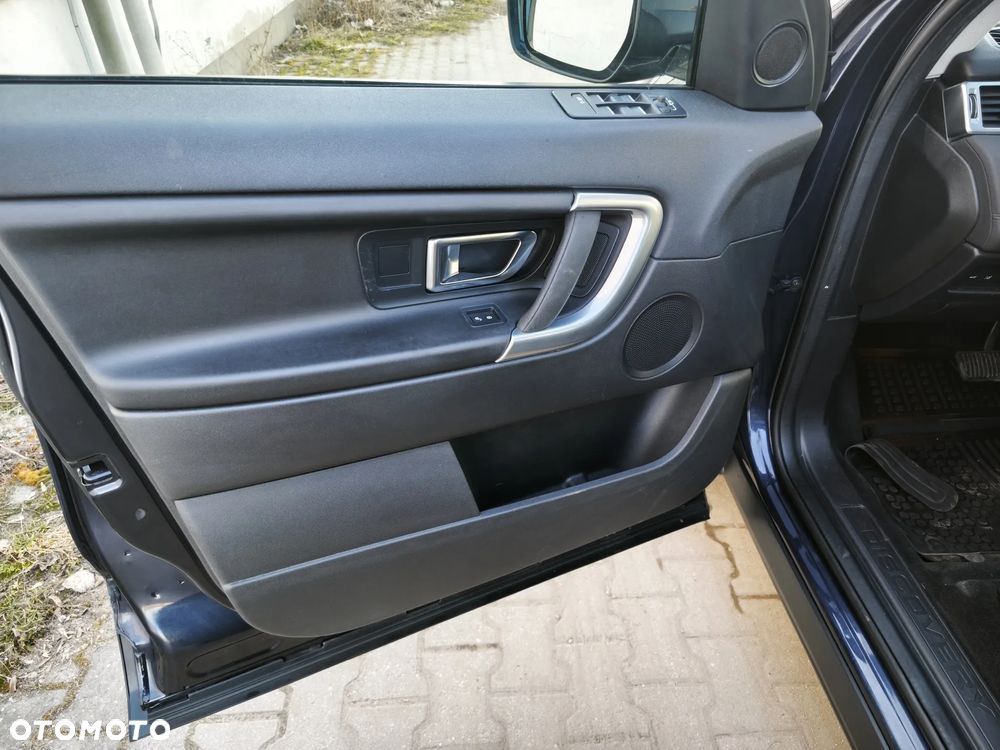 Land Rover Discovery Sport - 20