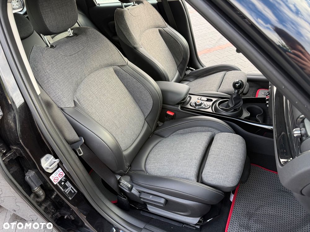 MINI Clubman One - 33