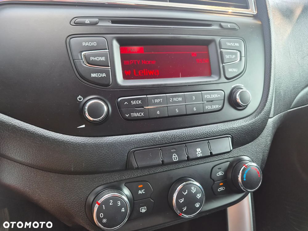Kia Ceed 1.6 CRDi L - 17