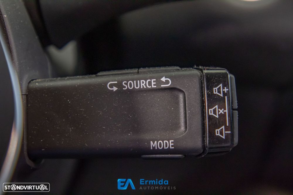 Renault Captur 1.0 TCe Exclusive - 45