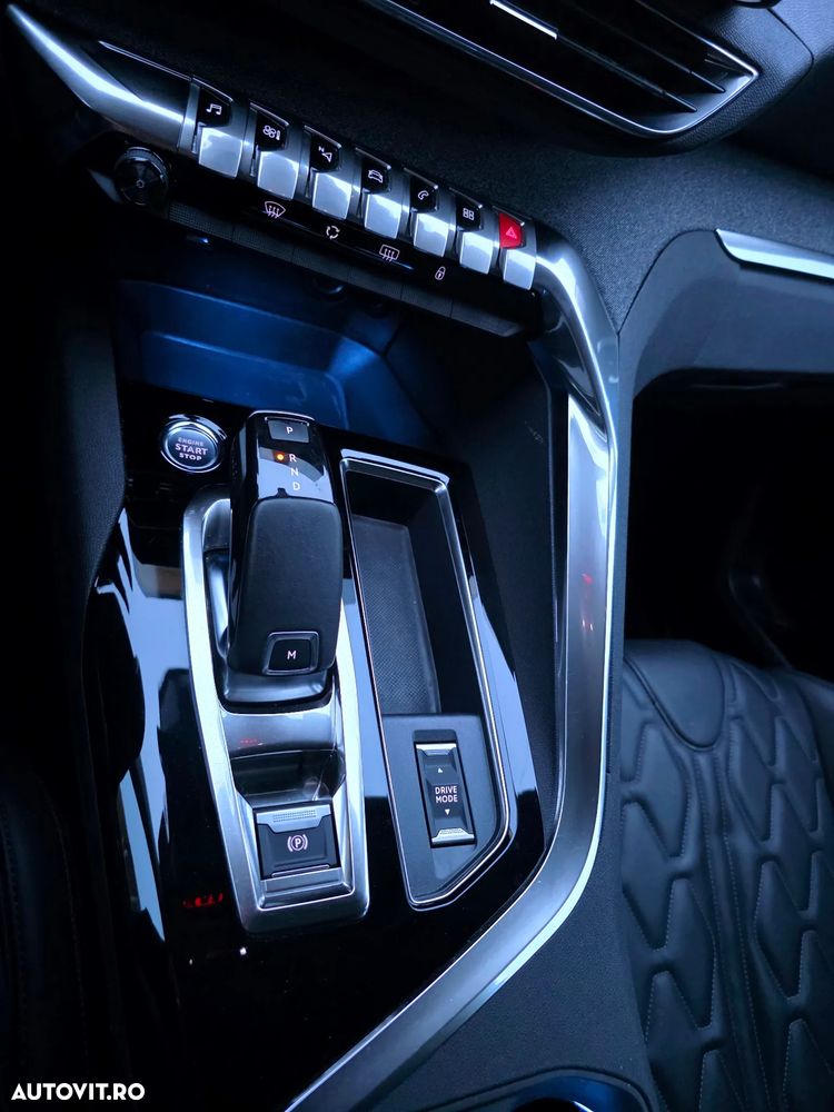 Peugeot 3008 PureTech 130 Stop & Start GPF EAT8 GT - 30