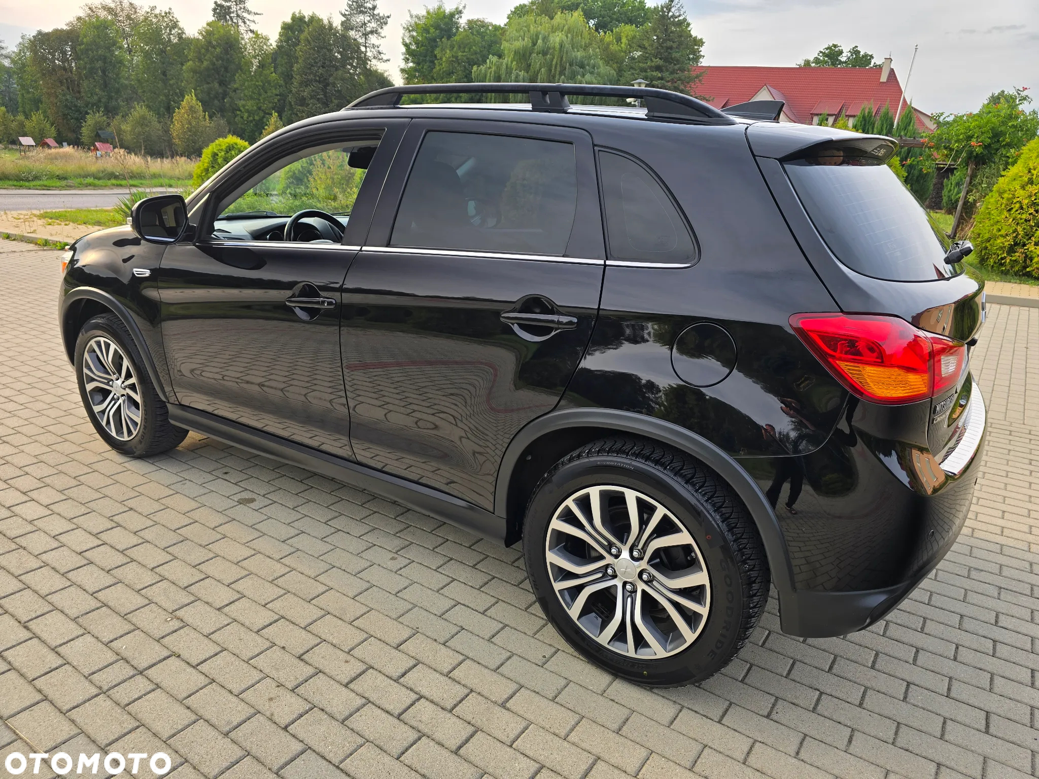 Mitsubishi ASX 1.6 2WD Diamant Edition - 10