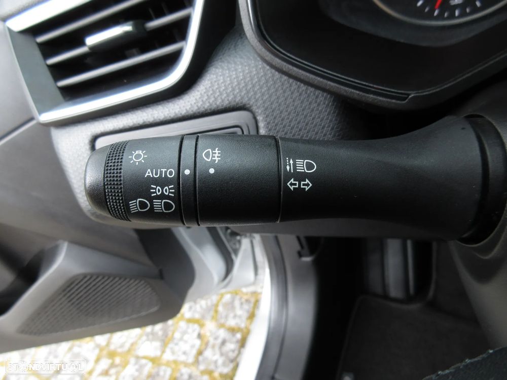 Renault Clio 1.5 Blue dCi Intens - 19