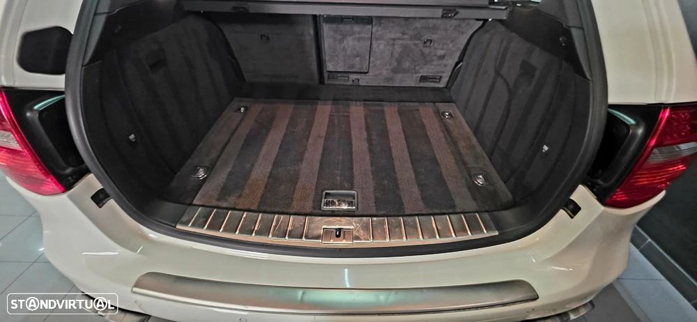 Porsche Cayenne Diesel Tiptronic S - 28