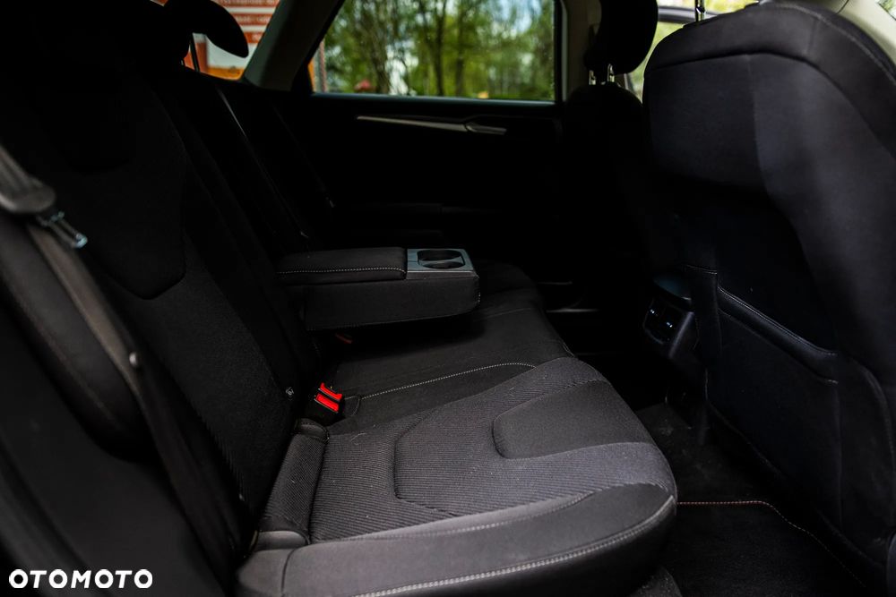 Ford Mondeo 2.0 TDCi Titanium - 18
