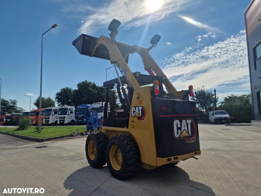 Caterpillar SKID STEER, 2024, NOU, ridica 635kg la 3,2m, cupa, 55CP, Masa operationala 2,6t, Fara usa cabina, posiblitate leasing, -PRMOTIE 36.900 EUR+Tva - 8
