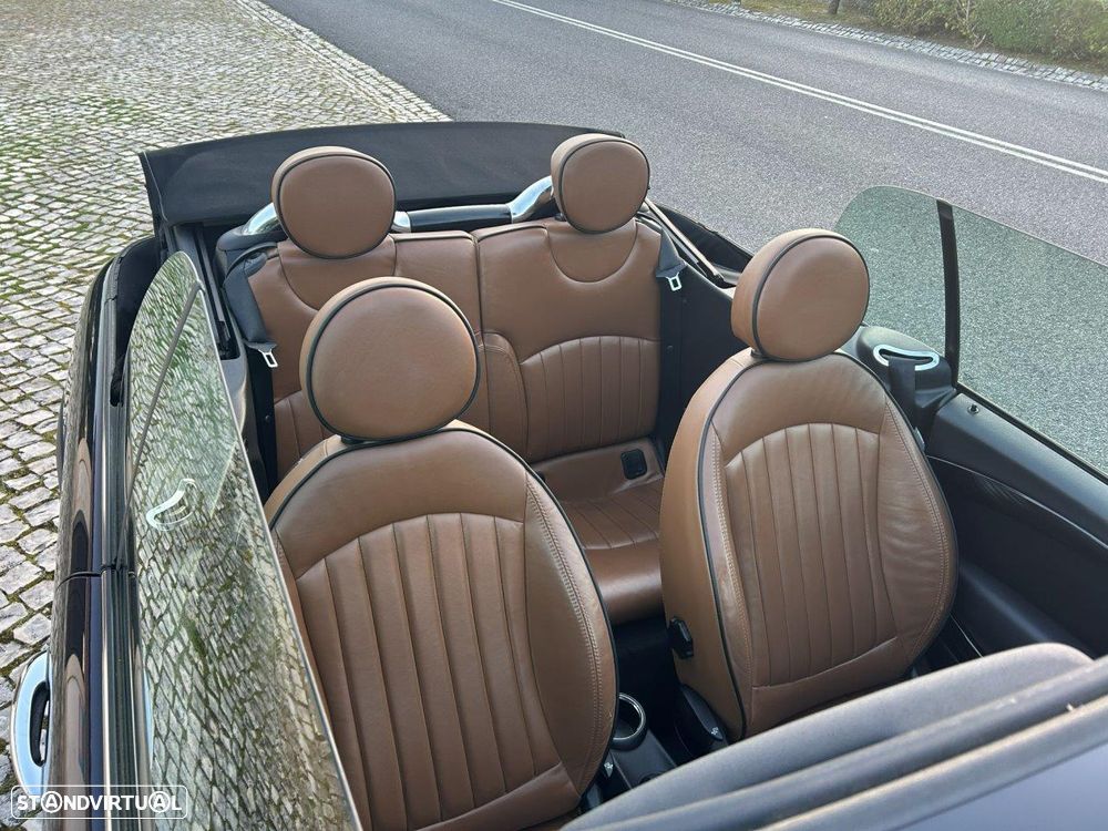 MINI Cabrio Cooper D - 12