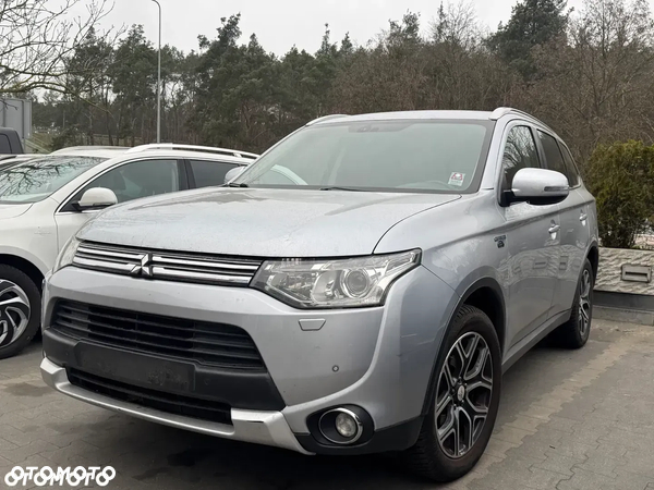 Mitsubishi Outlander 2.0 4WD Plug-In Hybrid Plus