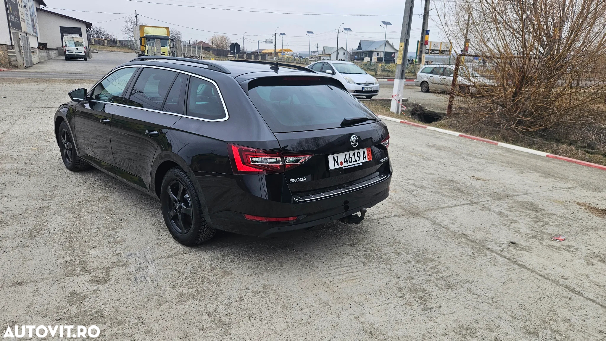 Skoda Superb 2.0 TDI DSG Style - 4