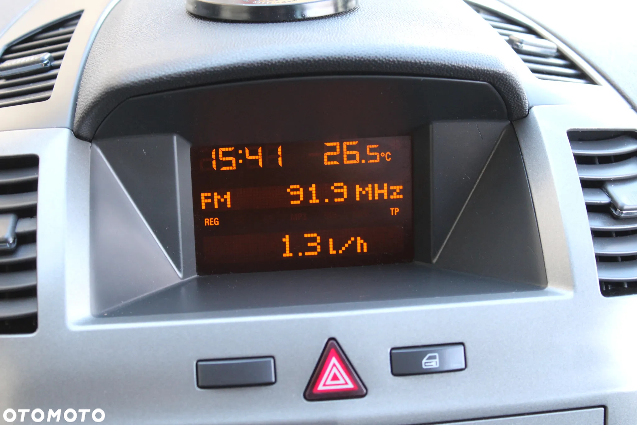 Opel Zafira 1.8 Enjoy - 15