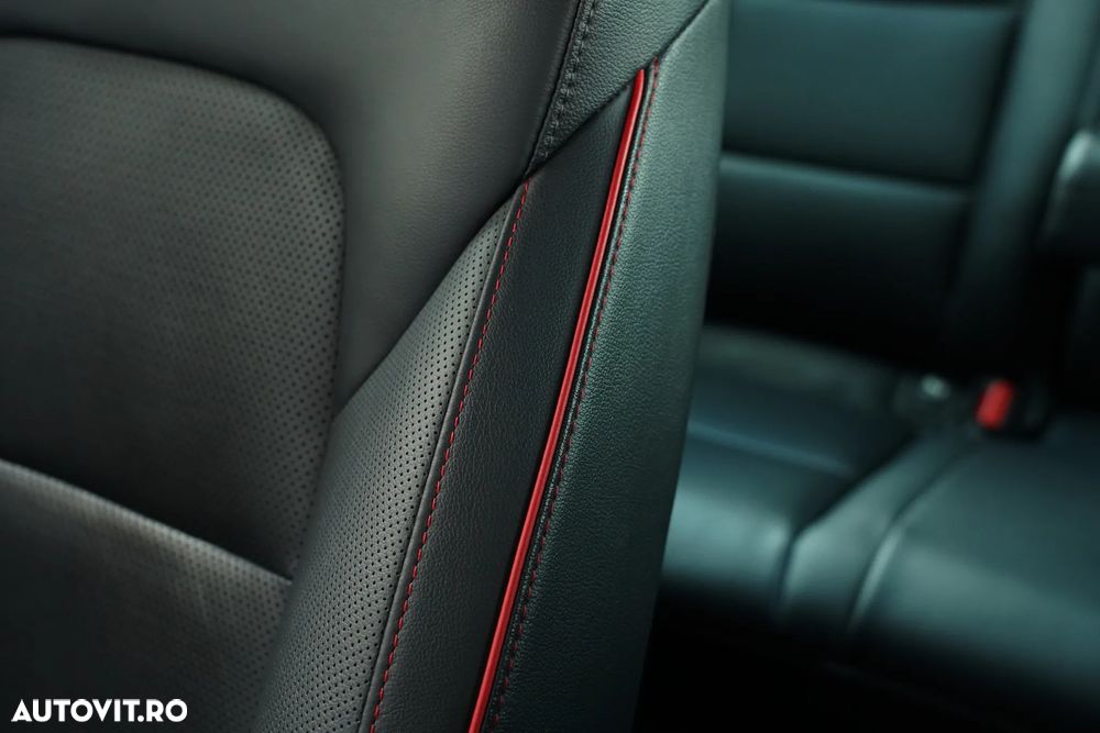 Kia Sportage 2.0 CRDI AWD Eco-Dynamics+ (48V M-H) Aut. GT LINE - 5