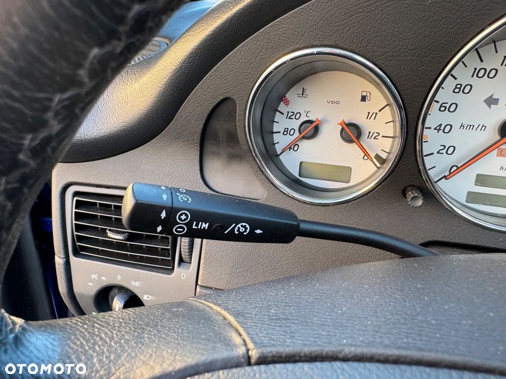 Mercedes-Benz SLK - 40