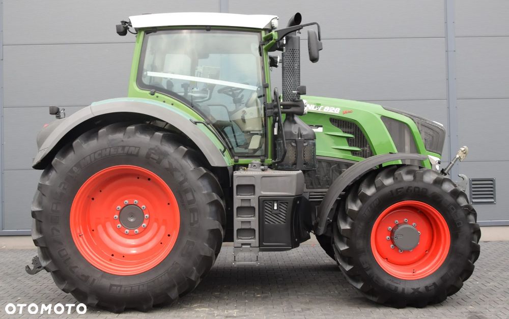 Fendt 828 Vario - 12