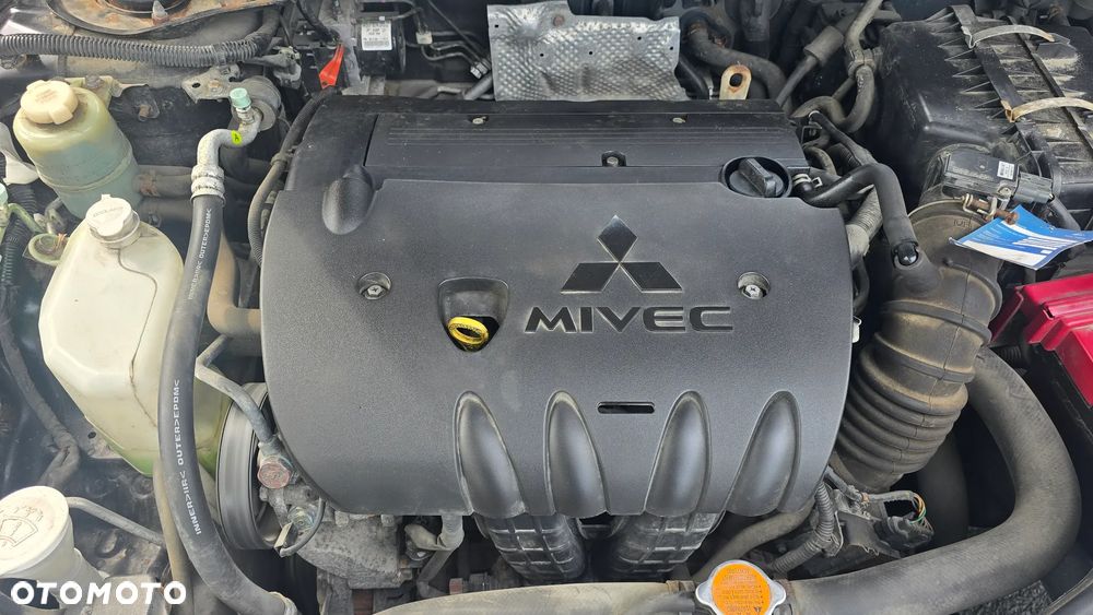 Mitsubishi Lancer 1.8 Intense - 25