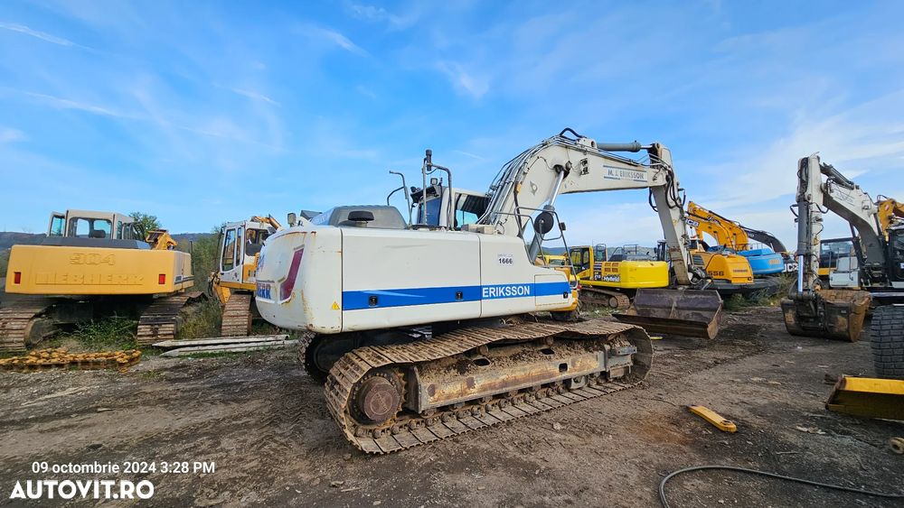 Liebherr R 924 Excavator pe senile - 19