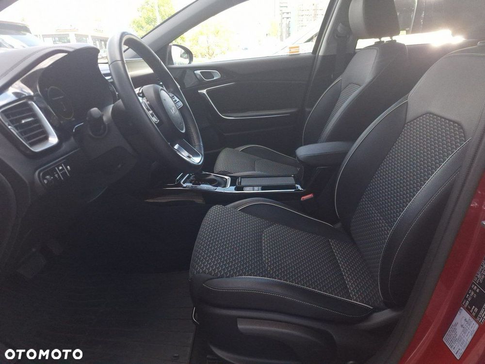 Kia XCeed 1.5 T-GDI Business Line DCT - 10