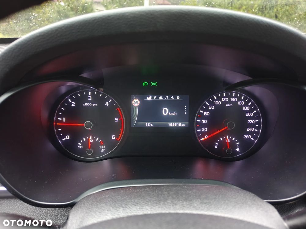 Kia Optima - 19