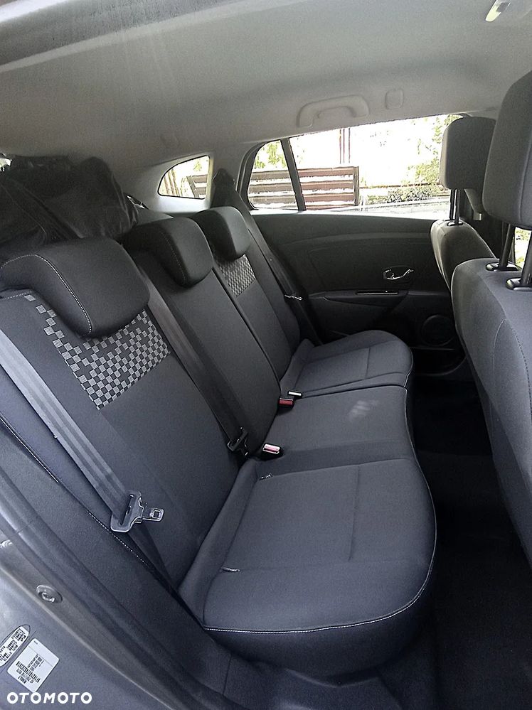 Renault Megane - 25