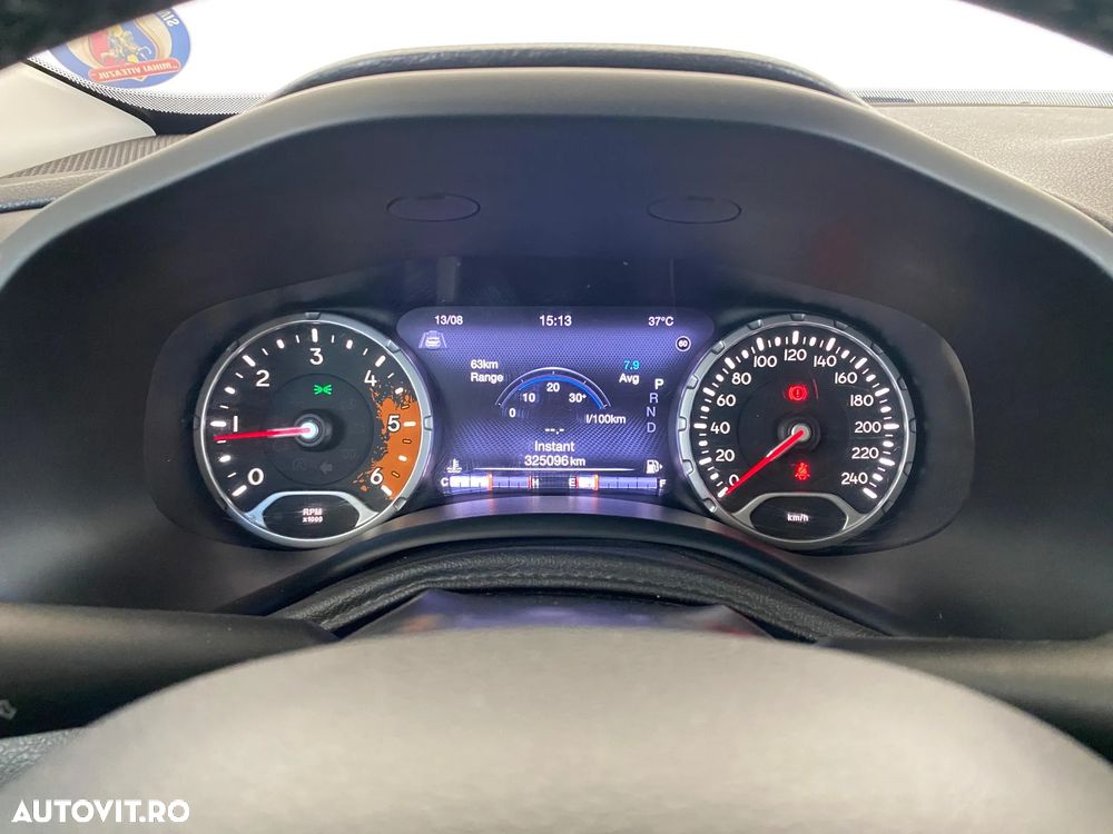 Jeep Renegade - 9