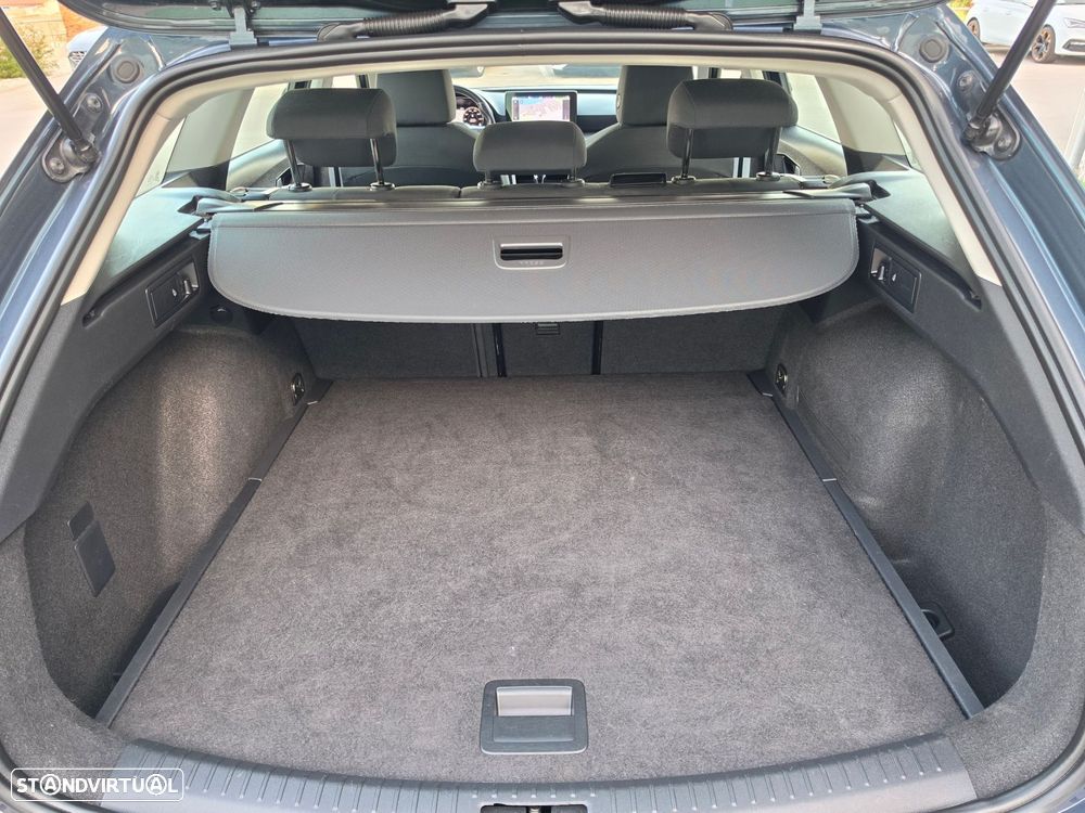 SEAT Leon ST 2.0 TDI Style - 36