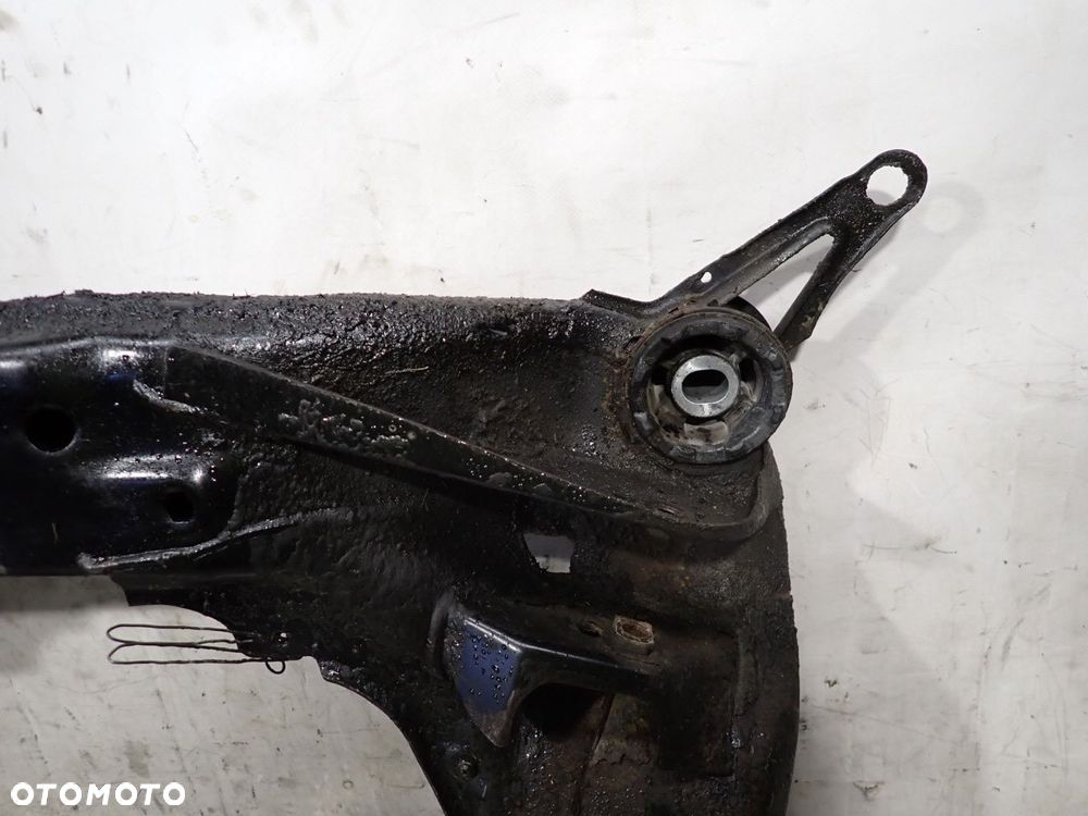 SANKI WÓZEK KOŁYSKA AUDI A6 C5 - 2