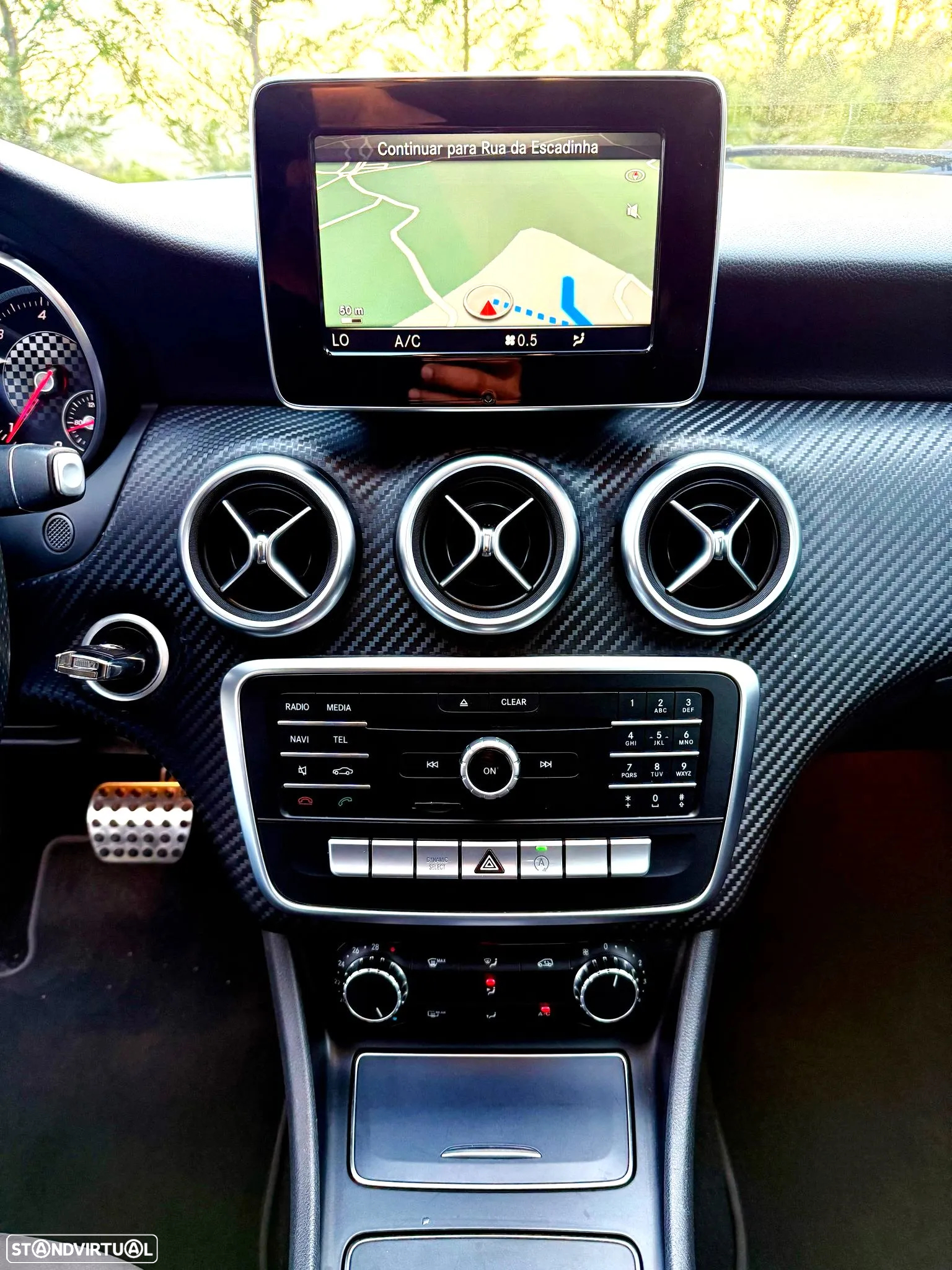 Mercedes-Benz A 180 d 7G-DCT AMG Line - 18