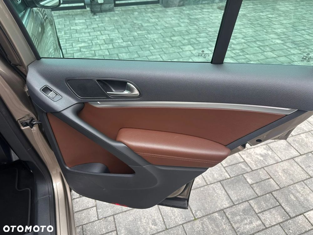 Volkswagen Tiguan 2.0 TSI 4Mot Sport&Style DSG - 16