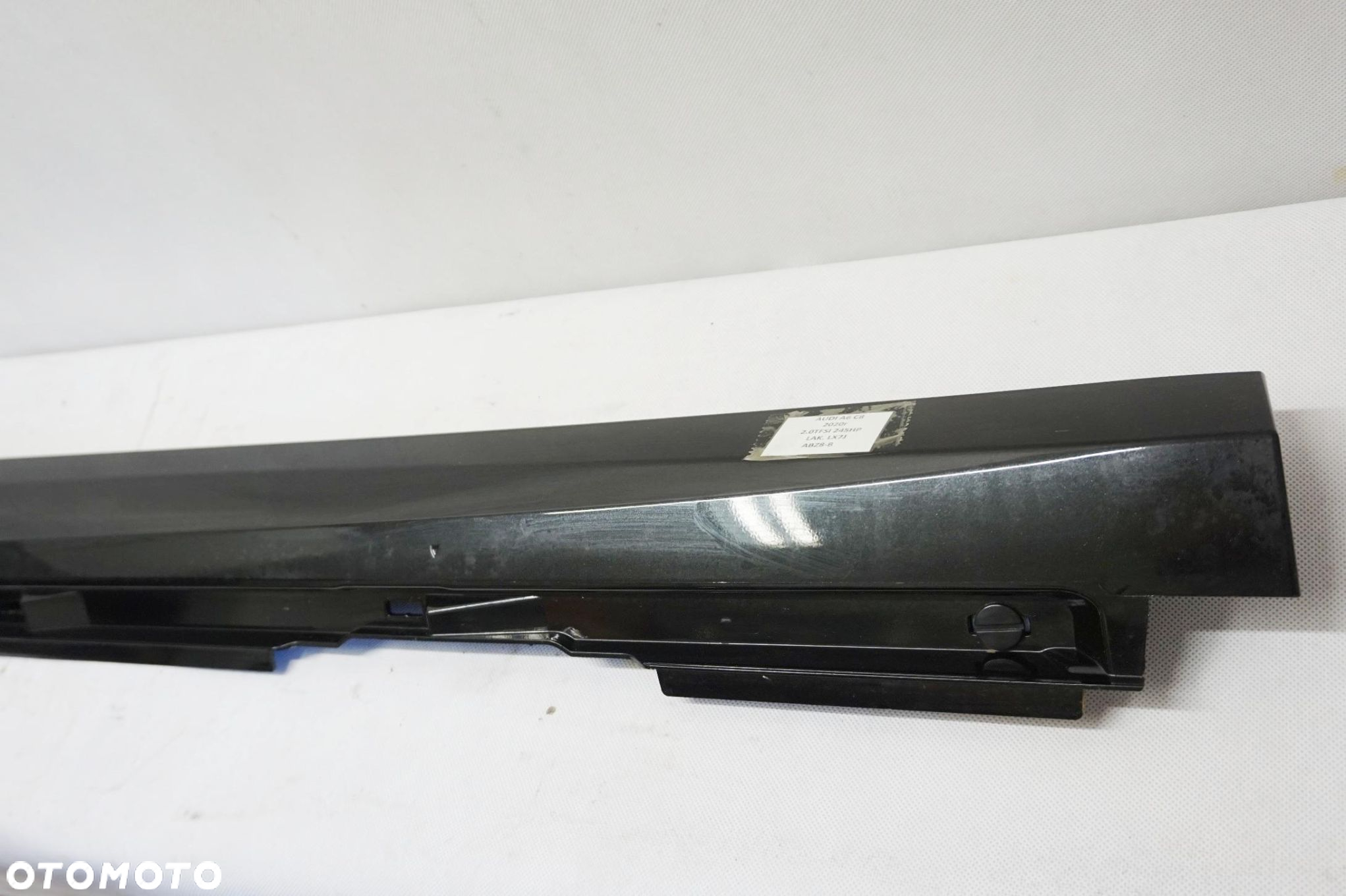 LISTWA PROGOWA PRAWA AUDI A6 C8 4K - 3