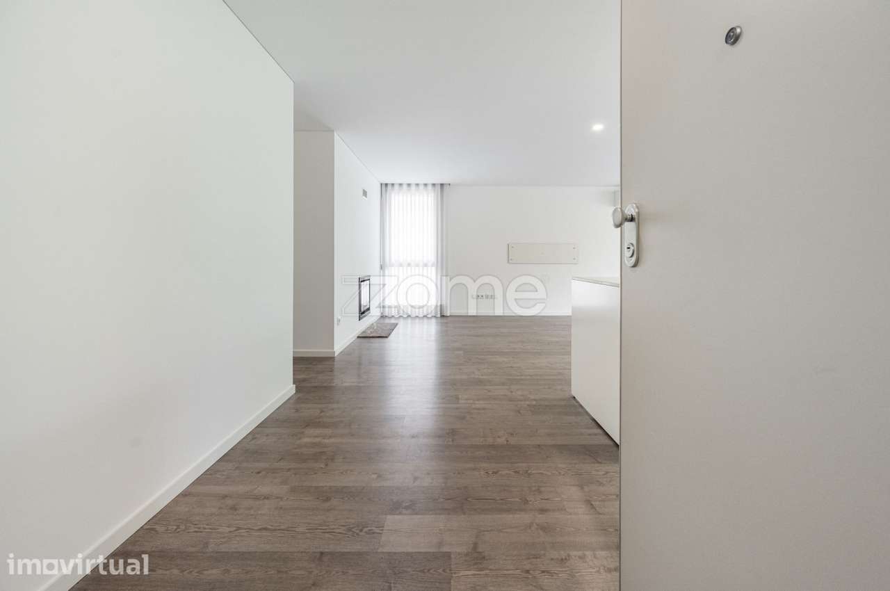 T3 Semi-Novo p/ Arrendamento em Tenões, Braga - Grande imagem: 2/37