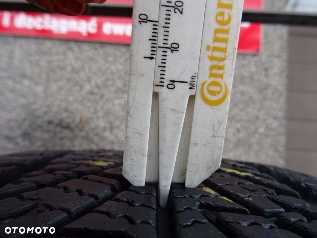 225/40/R18 92V Extra loud Goodyear Ultra Grip 8 Performance - 4