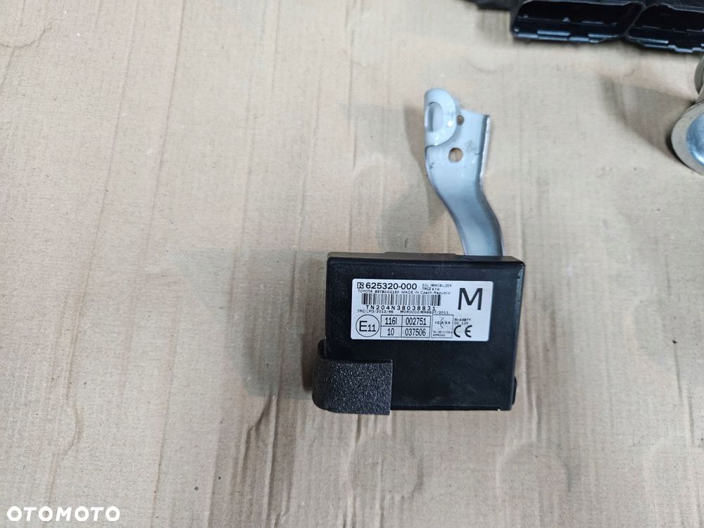 toyota auris ii 13-17 1.4 d4d komputer zestaw 89661-0zg30 - 2