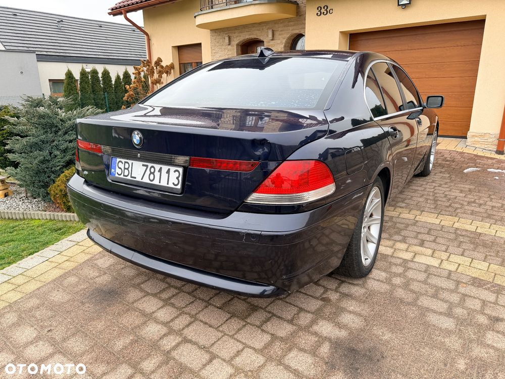 BMW Seria 7 - 12
