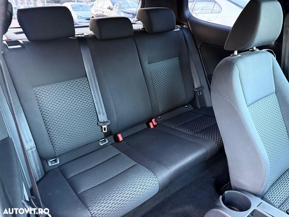 Volkswagen Golf 1.4 Edition - 19