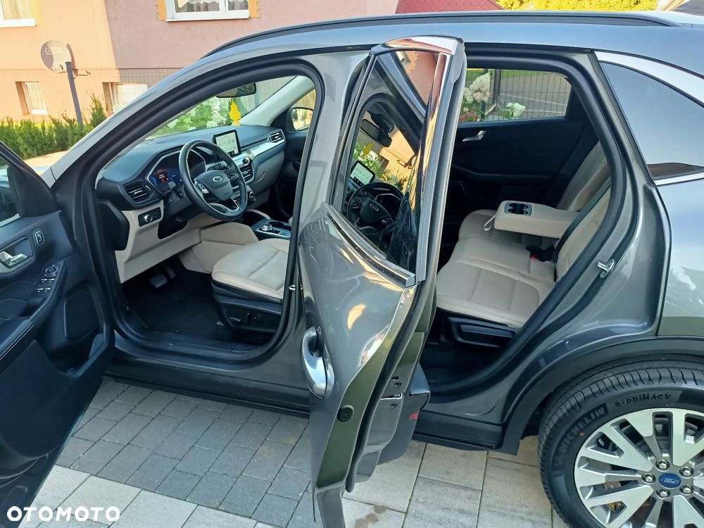 Ford Kuga 2.0 EcoBoost 4x4 Titanium - 20