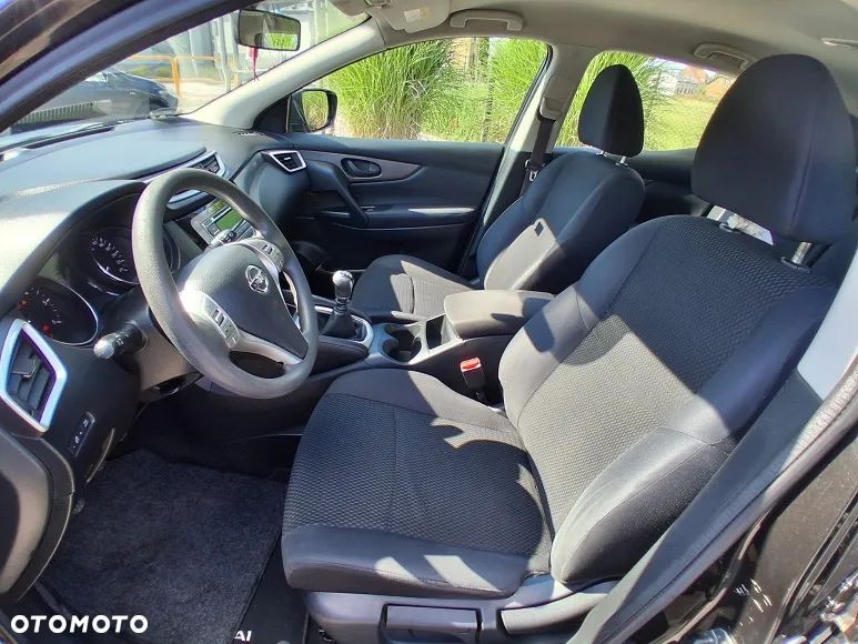 Nissan Qashqai 1.5 dCi N-Connecta - 10