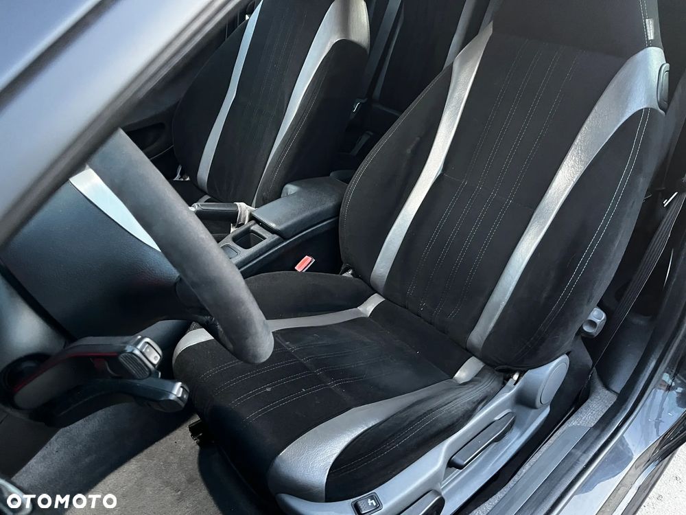 Alfa Romeo Brera 2.2JTS - 27