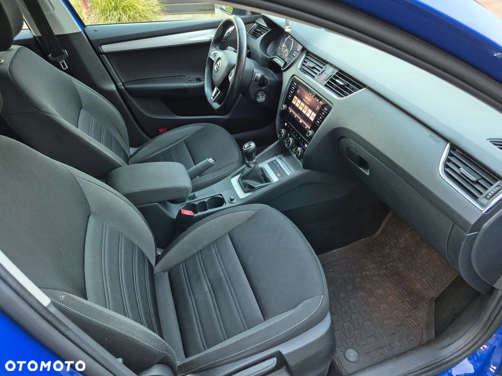 Skoda Octavia 1.5 TSI ACT Ambition - 9