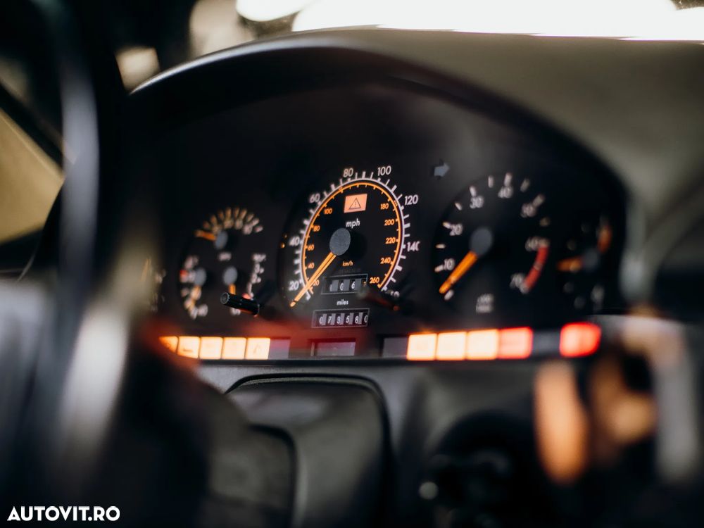 Mercedes-Benz SL - 24