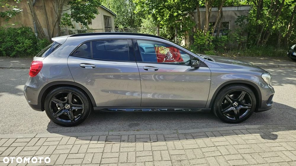 Mercedes-Benz GLA 250 4-Matic AMG Line - 7