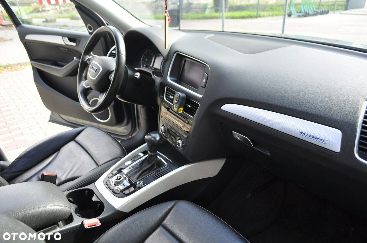 Audi Q5 3.0 TFSI Quattro Tiptronic - 16