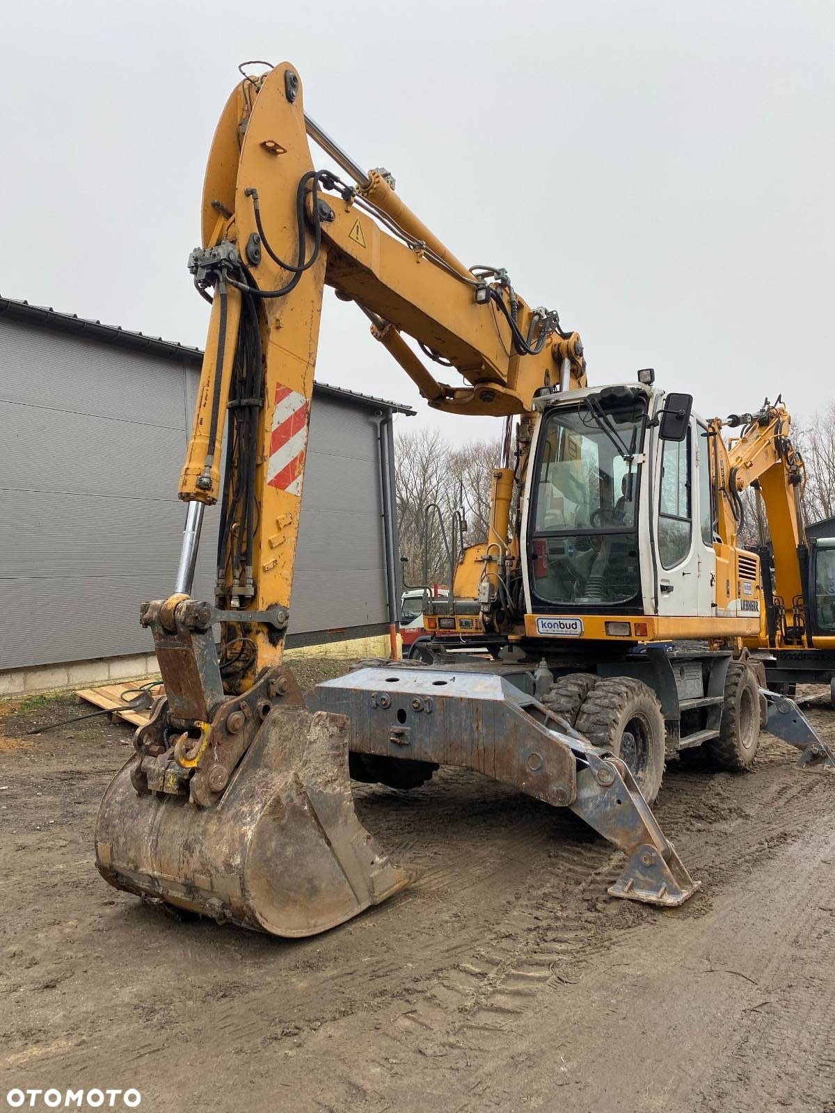 Liebherr 904 - 2