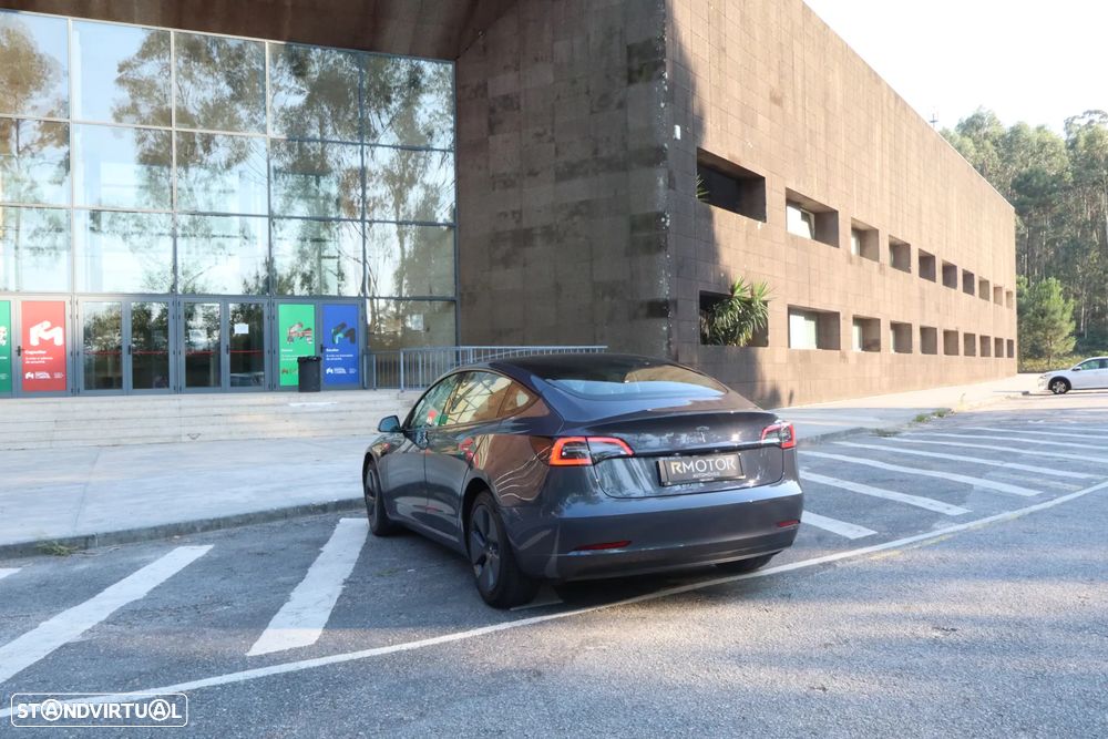 Tesla Model 3 Standard RWD - 4