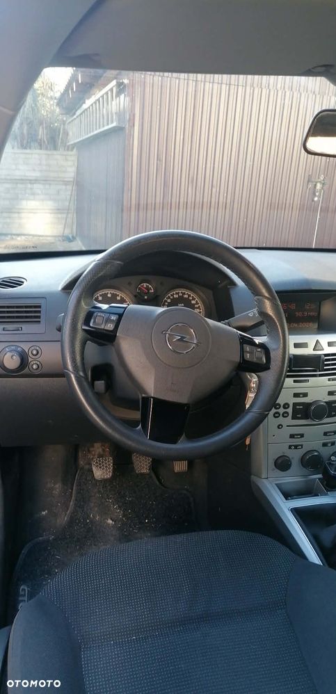 Opel Astra 1.6 - 9
