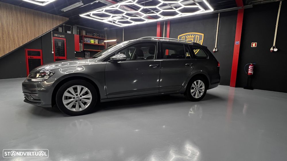 VW Golf Variant 1.6 TDi Confortline - 4